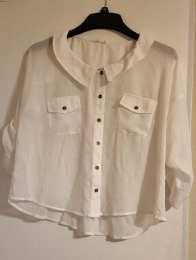 Rachael & Chloe Cream Button-Front Top